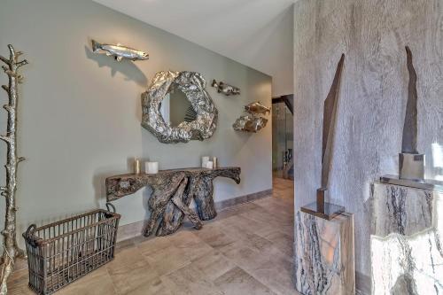 Stunning New Construction Right Under The Heavenly Gondola Townhouse