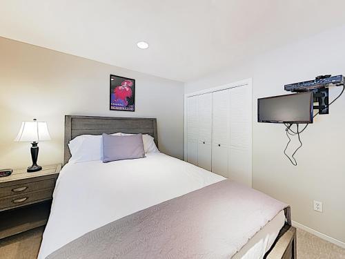 Group Getaways Holiday Home 4030