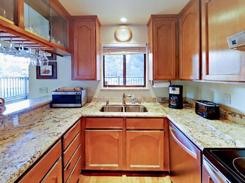 Group Getaways Holiday Home 4030
