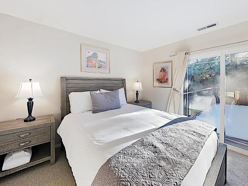 Group Getaways Holiday Home 4030