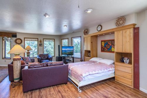 Group Getaways Holiday Home 4030