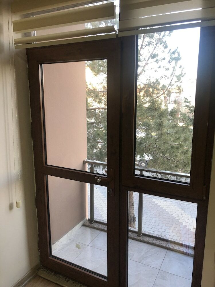 Hotel Banaz Eren Otel