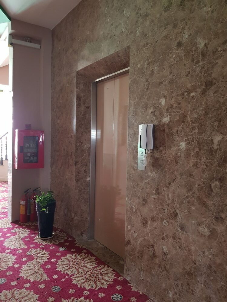 Hotel Khach San Gims