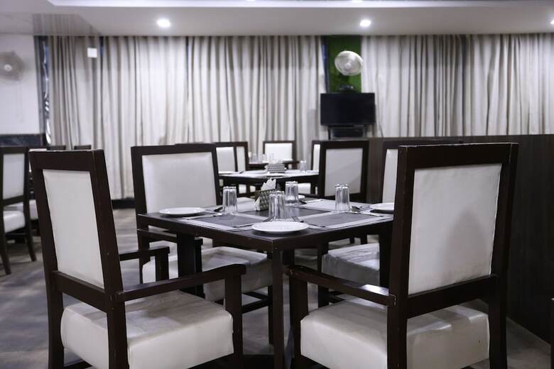 Diwan Hotel And Restaurant