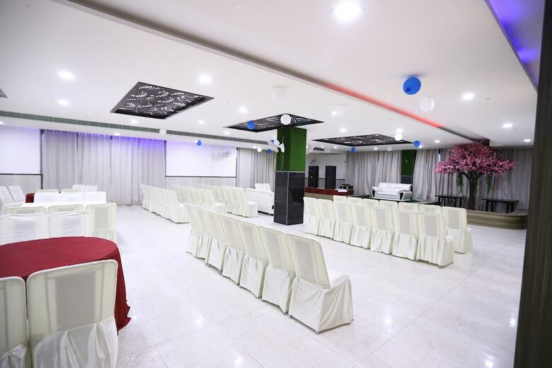 Diwan Hotel And Restaurant