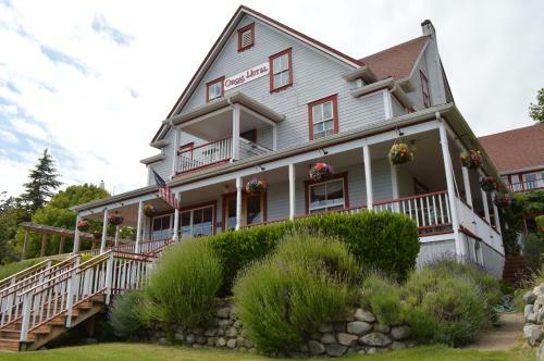 Orcas Hotel