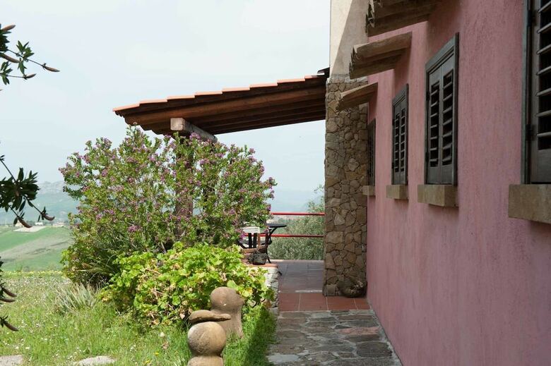 Bed & Breakfast Rocca Dei Capperi