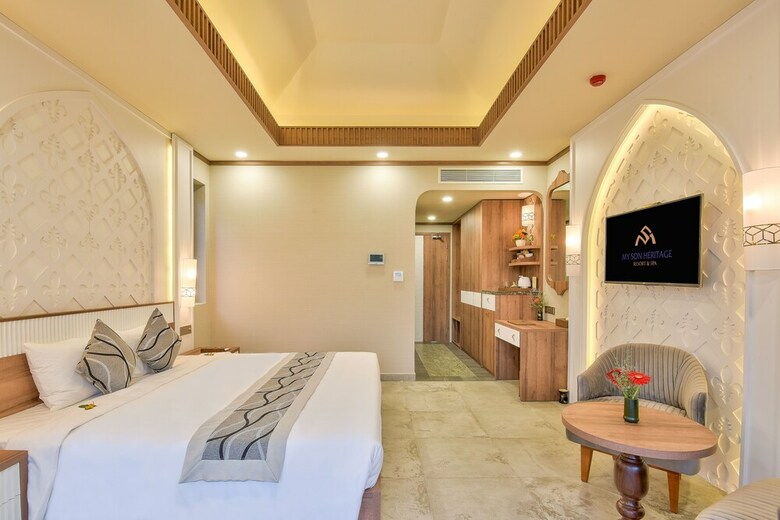 Hotel My Son Heritage Resort And Spa