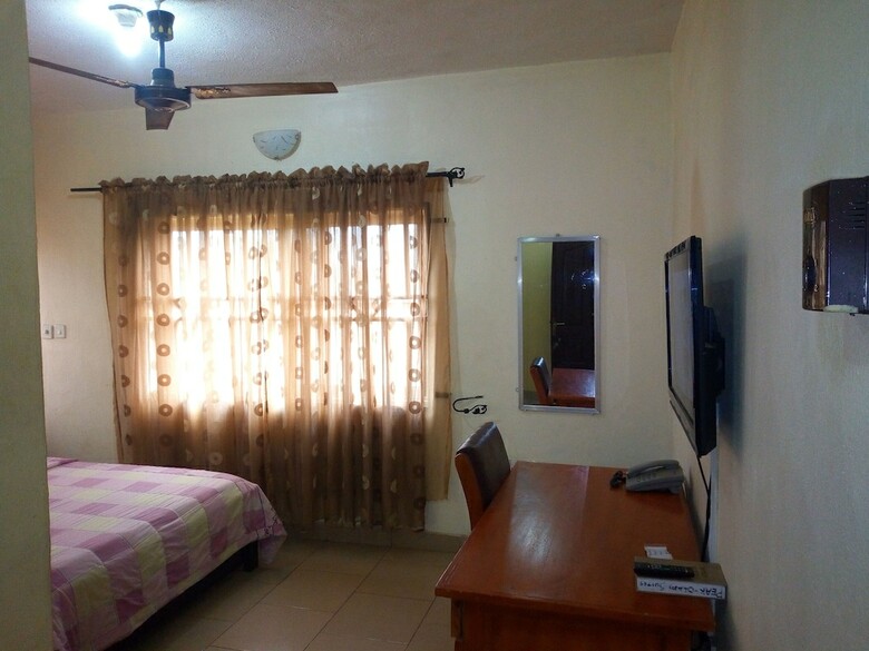 Hotel Peak-olam Suites