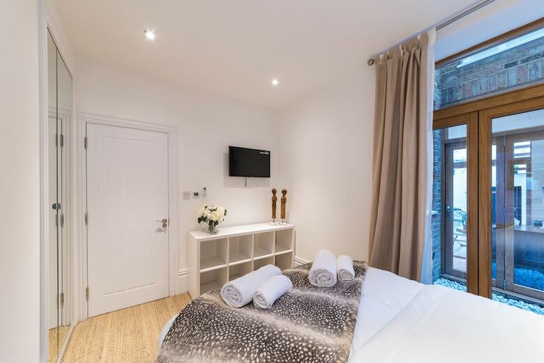 Fulham Road Apartments