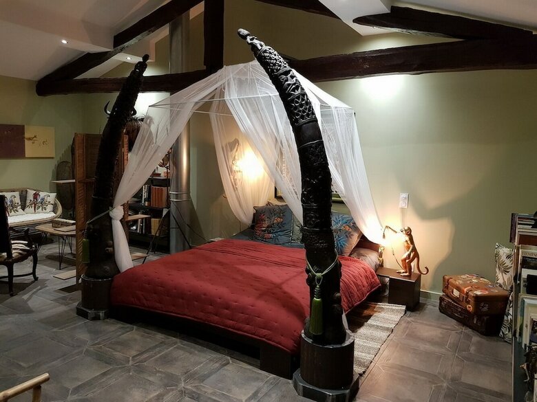 Bed & Breakfast Ch�teau Des P�richons