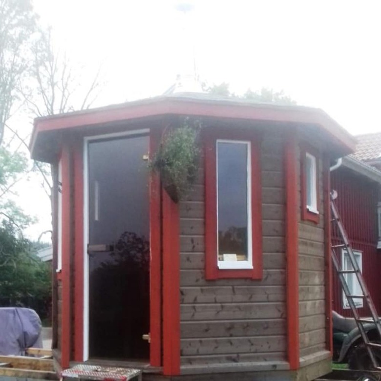 Bjorsbo Forest & Lake Hideaways