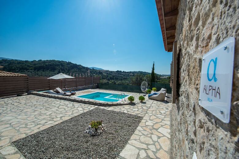 Roggaki Ionian Villas