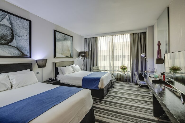 Hotel Pettra Santiago