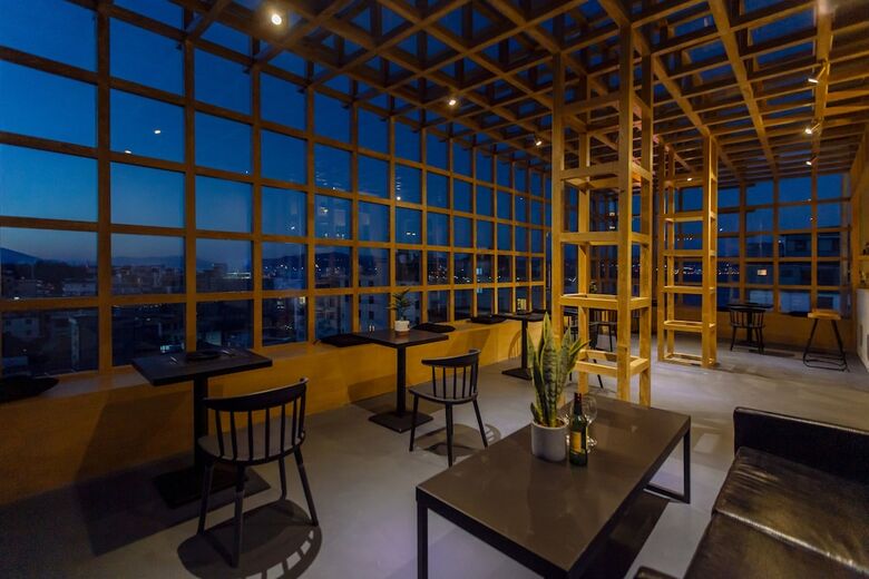 Posada Xiang Yin Liu Su Inn