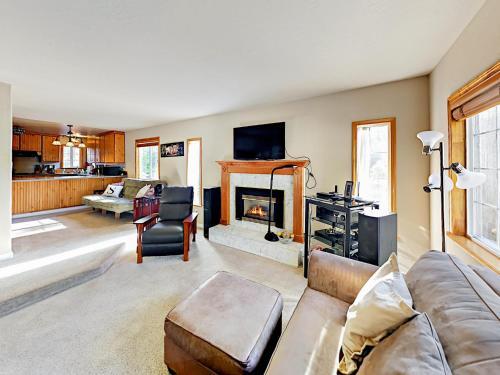 3575 April Dr Home