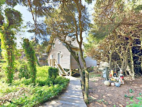 13610 S Coast Hwy Home
