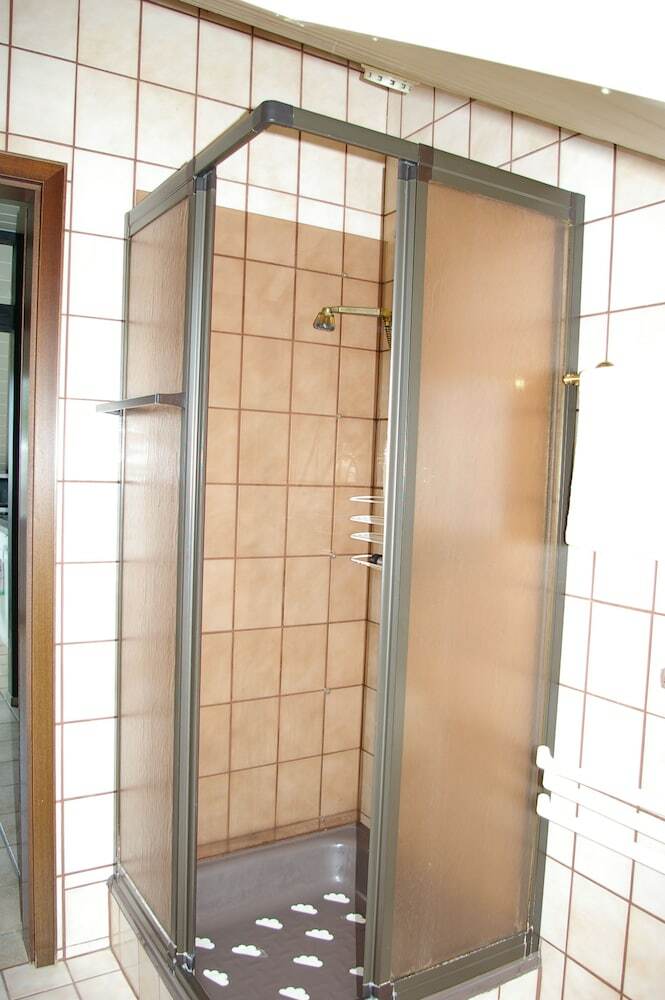 Apartamentos Ferienwohnungen Wettst�dt I