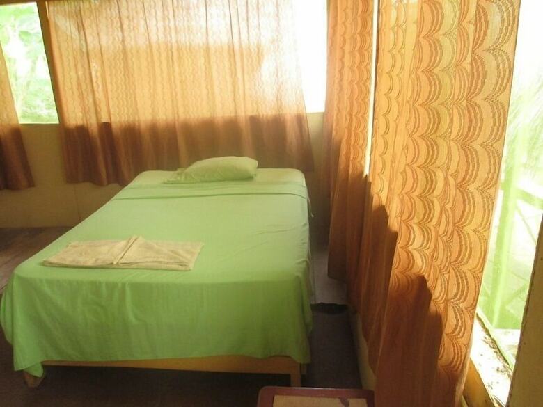 Posada Explorer Lodge