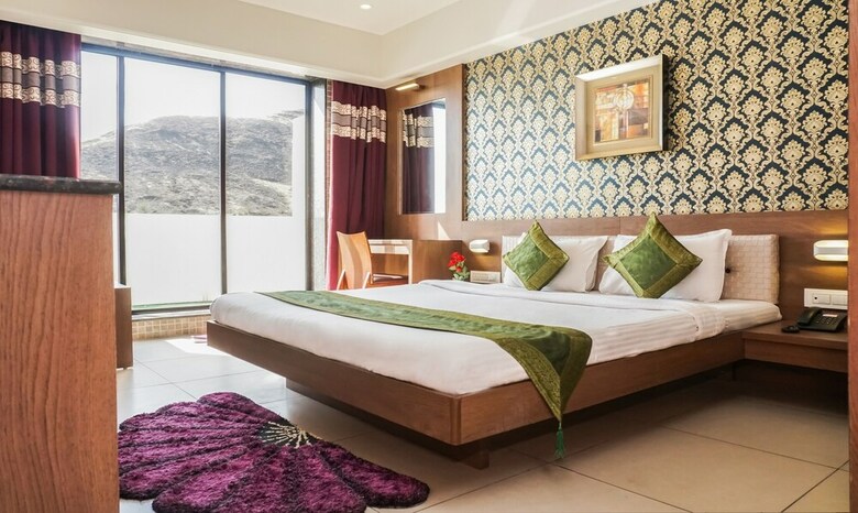 Hotel Treebo Trend Shri Vittal Mangalam