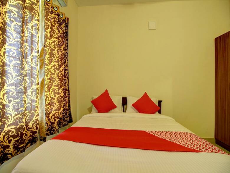 Hotel Oyo 16667 Taj Palace
