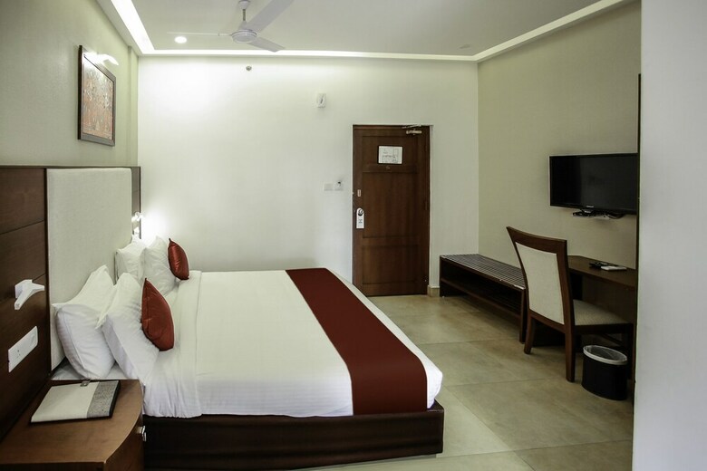 Hotel Oyo 26692 Alankar Elite Inns