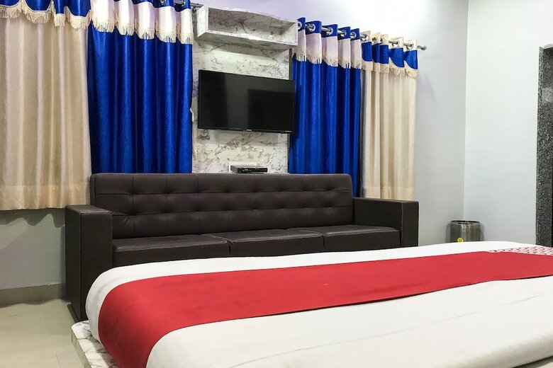 Hotel Oyo 22225 Baba Ramdev