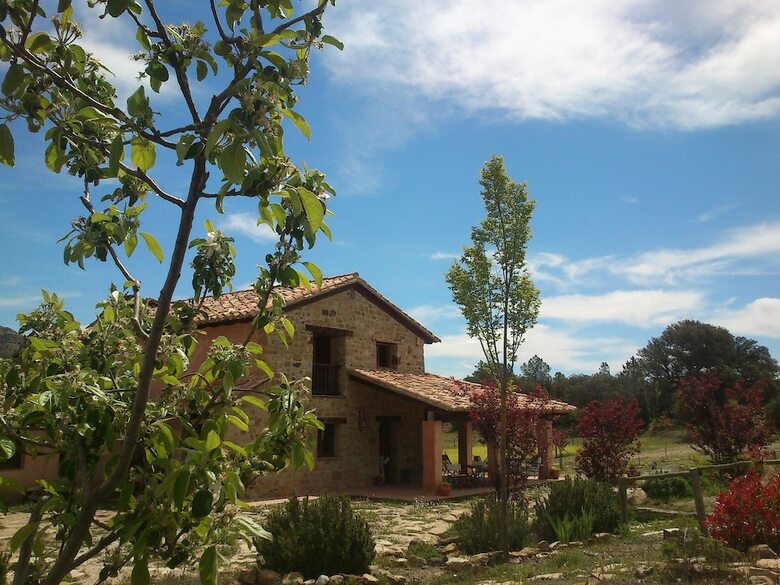 Agroturismo Masia Los Toranes