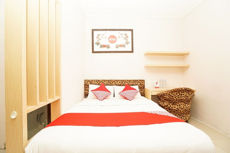 Hostal Oyo 511 Grace Residence