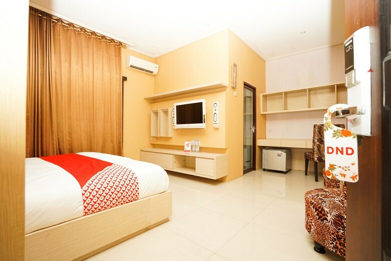 Hostal Oyo 511 Grace Residence