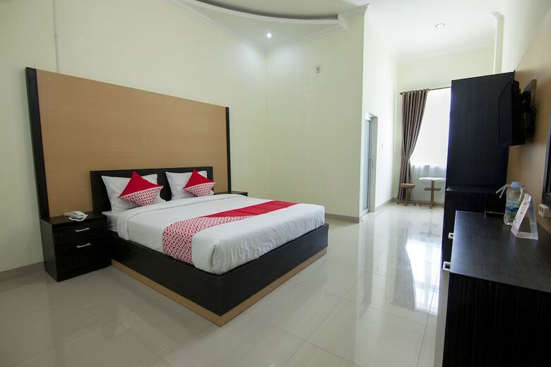 Capital O 540 Esther Hotel
