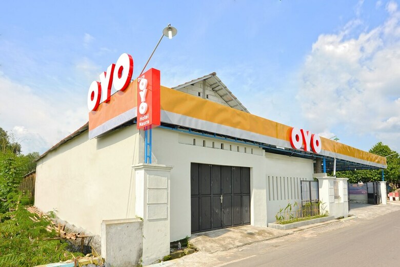 Hostal Oyo 476 Hotel Naura