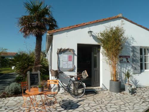 Camping Les Perouses
