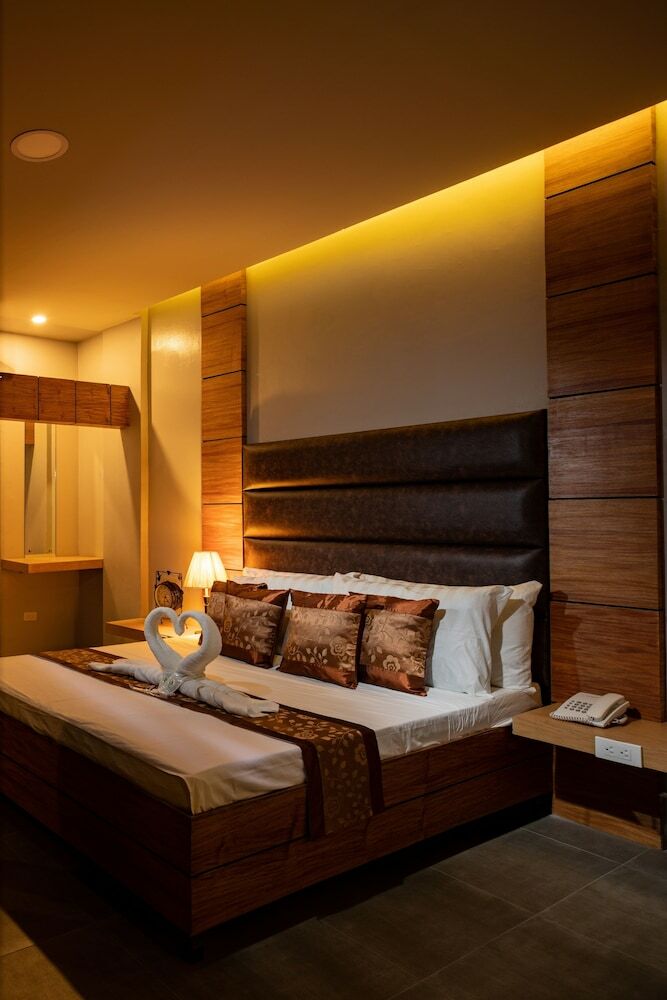 Sky Hotel Pampanga