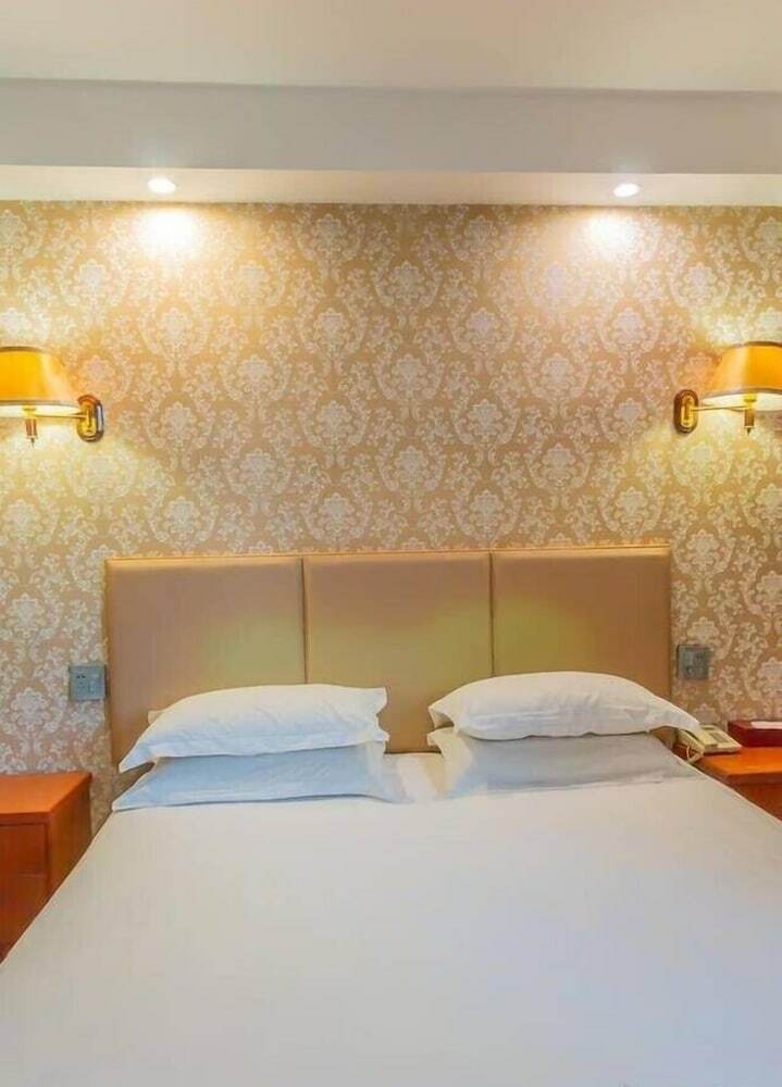 Shenhai Business Hotel