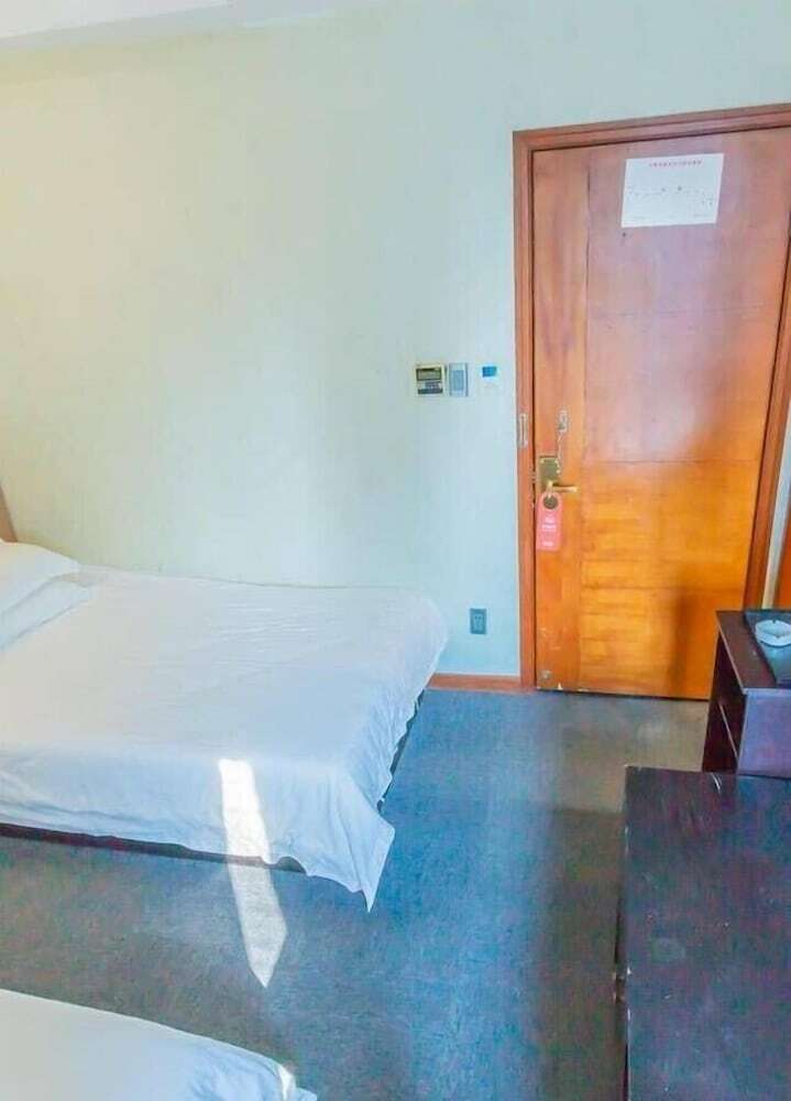 Shenhai Business Hotel