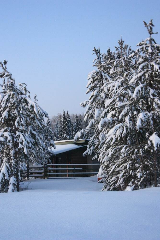 Woodhouse Cottages And Ranch