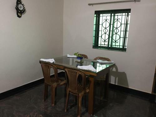 Maria?s House Bed & Breakfast Shiroda