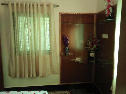 Maria?s House Bed & Breakfast Shiroda