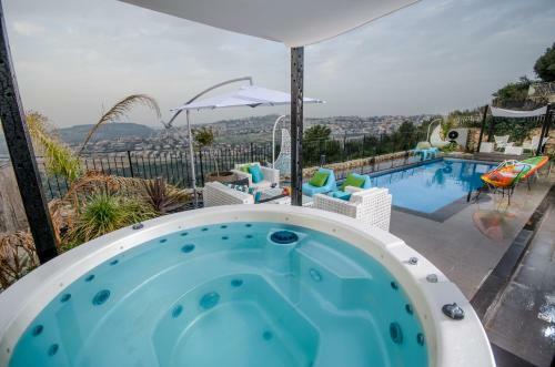 Lodge The Fifties Suites