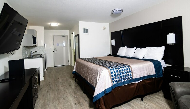 Hotel Coratel Inn & Suites Inver Grove Heights