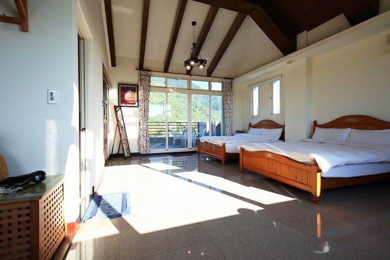 B&B Mountain View