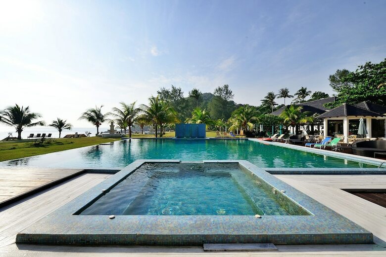 Hotel Sari Pacifica Resort & Spa Sibu Island