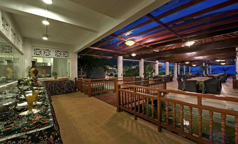Hotel Sari Pacifica Resort & Spa Sibu Island