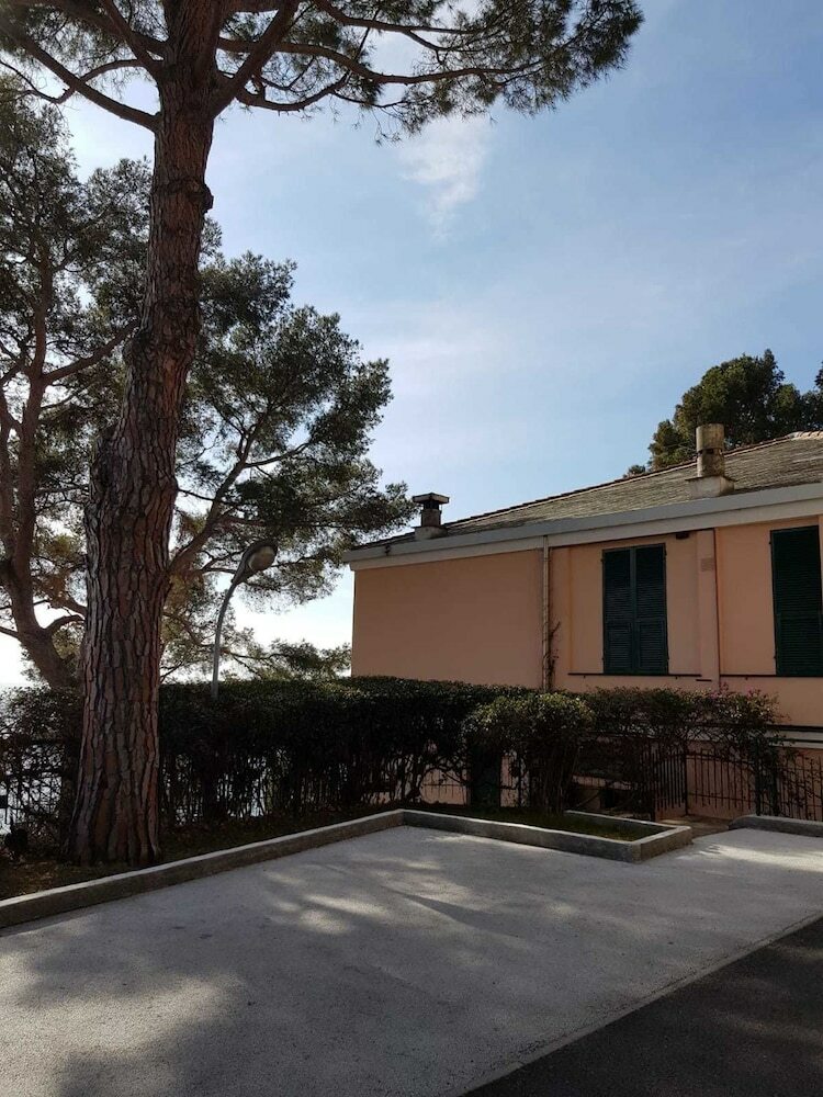 Lovely Apartment On The Ligurian Sea