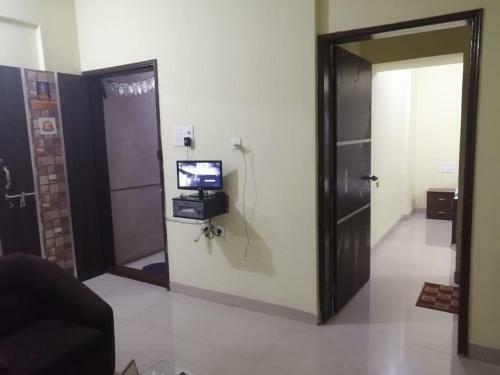 Hostal Ema Homestay At Baner
