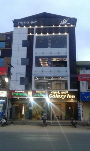 Lodge Galaxy Inn
