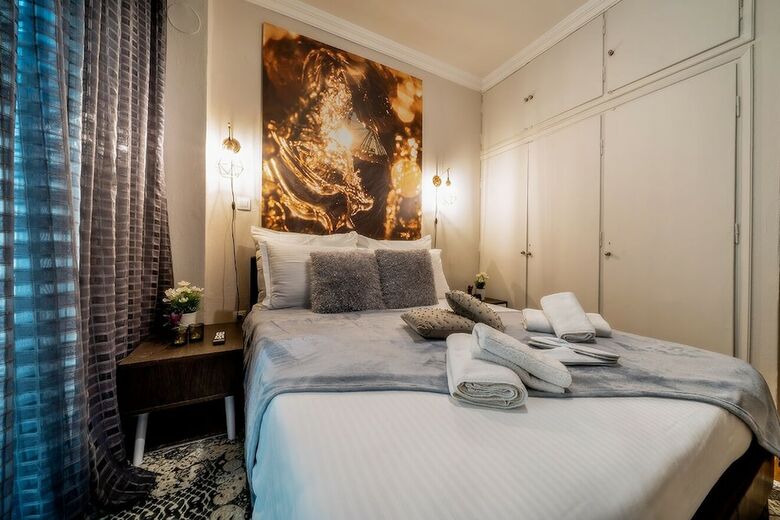 Apartamentos Corona Deluxe Apt (Must)