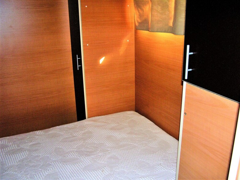 Cabana Les Roulottes La Fregiere