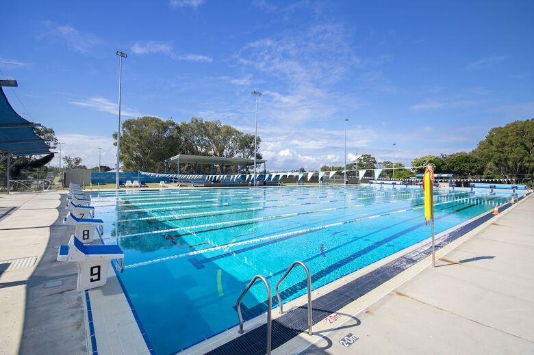 Hotel Lake Kawana Accommodation